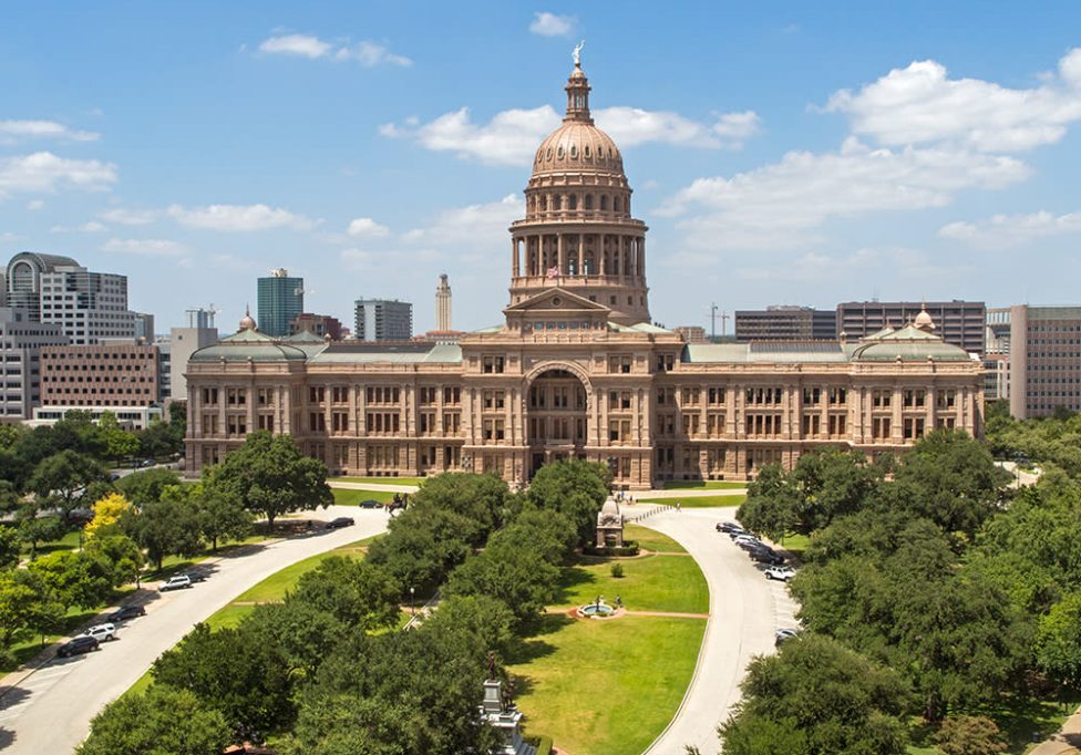Texas-State-Capitol-South-Facade-2015.-Courtesy-of-the-Texas-State-Preservation-Board.-FOR-ACVB-USE-ONLY.2-deab0033c10caad_deab01b1-a18b-29bc-401f131d372cbabc